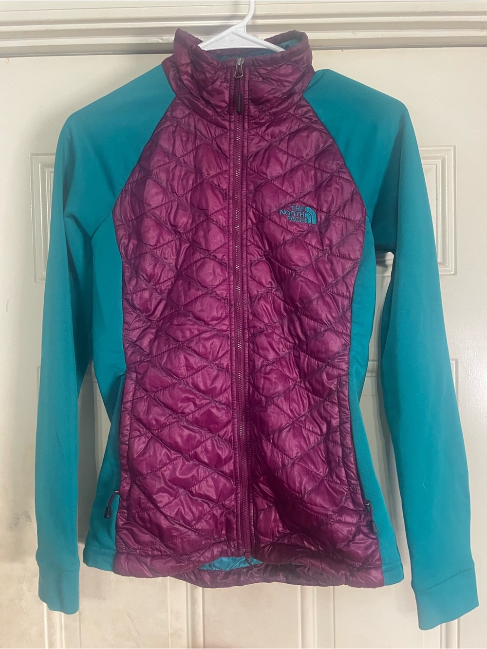 The North Face Plum & Teal Quilted Hybrid Jacket